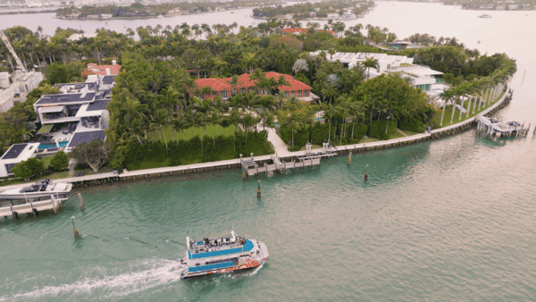 Boat-Tour-in-Miami-Miami-Boat-Tour-Miami-On-The-Water