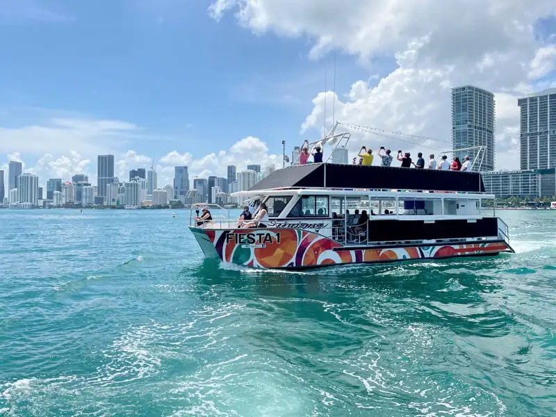 Boat Tour in Miami - Miami Boat Tour - Miami on the Water