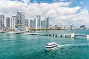 Miami Bayside Boat Tour -- Miami On The Water