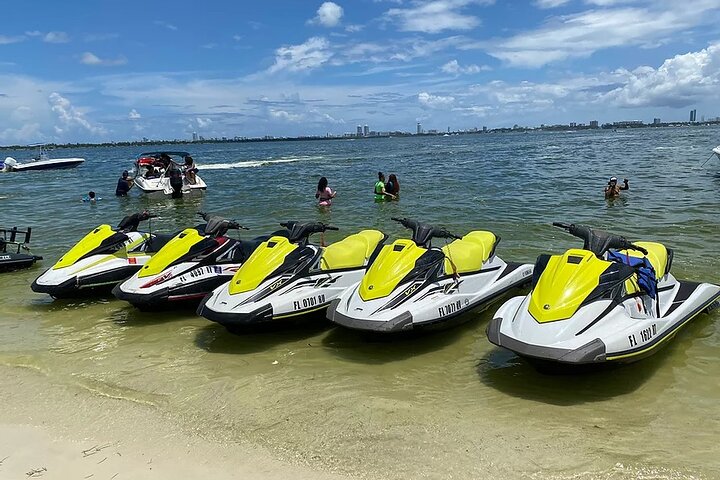 Jet Ski Rides in Miami, FL - Miami On The Water