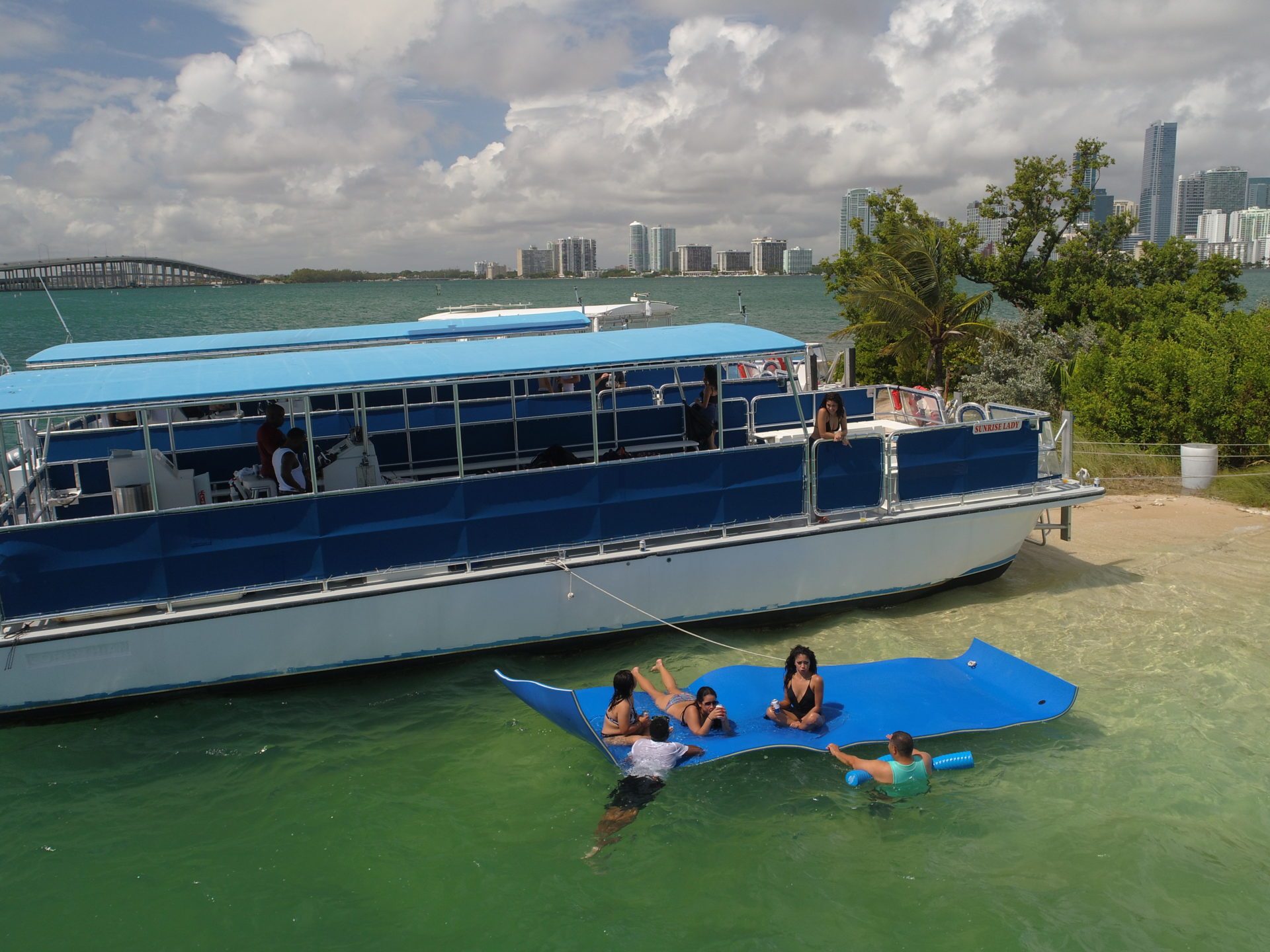 Miami-Party-Boat-Rental-Miami-On-The-Water