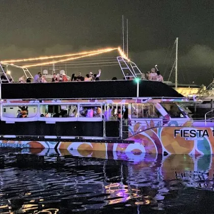 Sightseeing Sunset Cruises in Miami_Miami_on_the_water