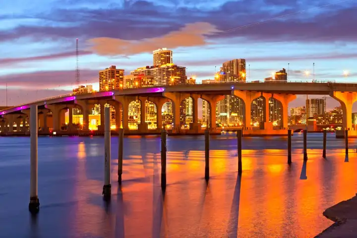 Sunset Miami Cruise - Miami On The Water