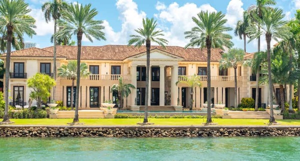 Millionaire Mansions on the Row with Miami on the Water