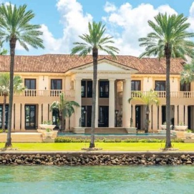 Millionaire Mansions on the Row with Miami on the Water