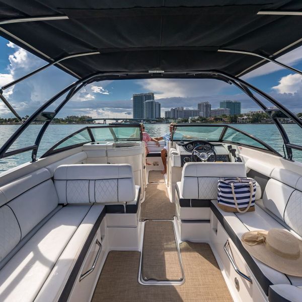 Private Giant Boat Rental - Miami On The Water