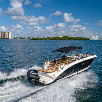 Private Boat Rental in Miami - Luxury - Miami On The Water