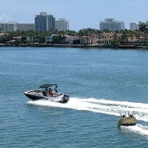 Miami Tubing - Miami On The Water