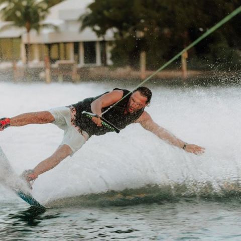 Wake board in Miami - Miami On The Water