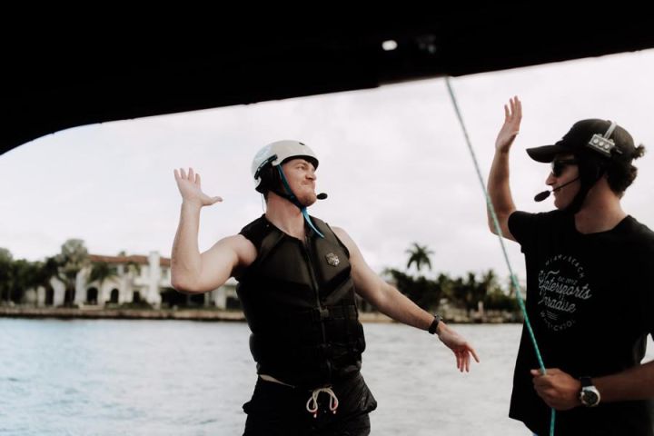 Wakefoil - Miami On The Water