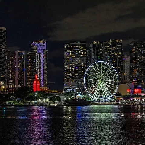Night Cruises in Miami - Miami On The Water
