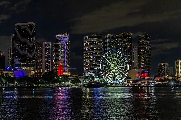Night Cruises in Miami - Miami On The Water