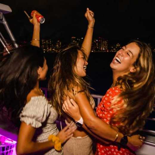 Miami Party Cruise - Miami on the Water