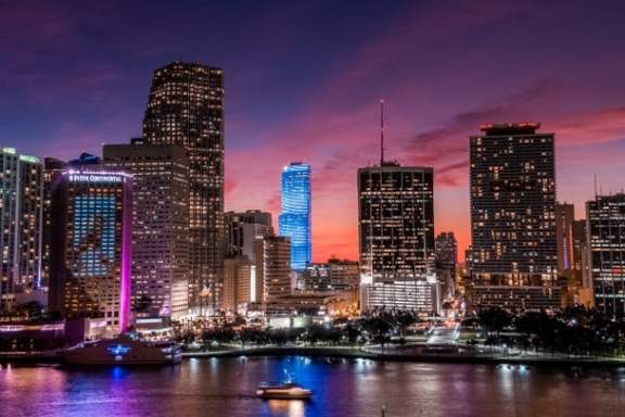 Miami-Party-Cruise-with-Drinks