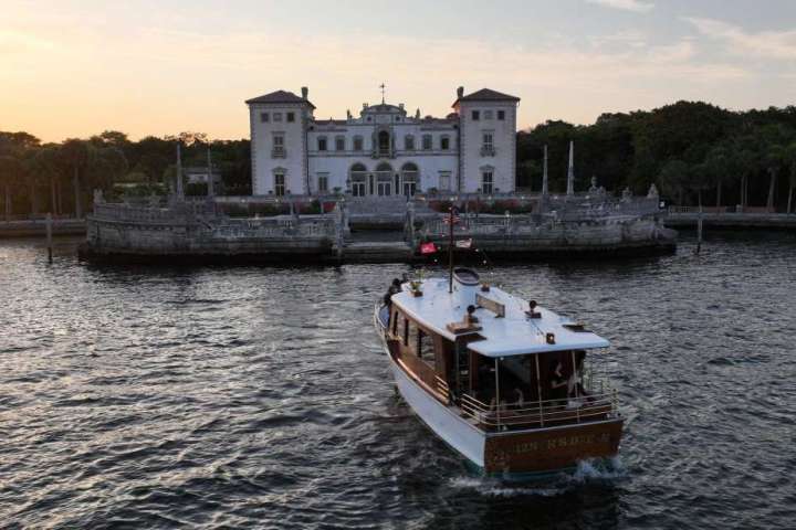 Miami: Vizcaya Sunset Cruise - Miami on the Water