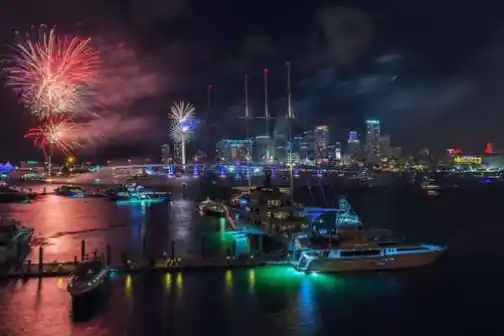 Miami New Years Eve Fireworks Cruises - Miami On The Water