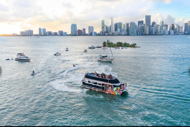 Wide scenic image of Biscayne Bay / Miami skyline from the water